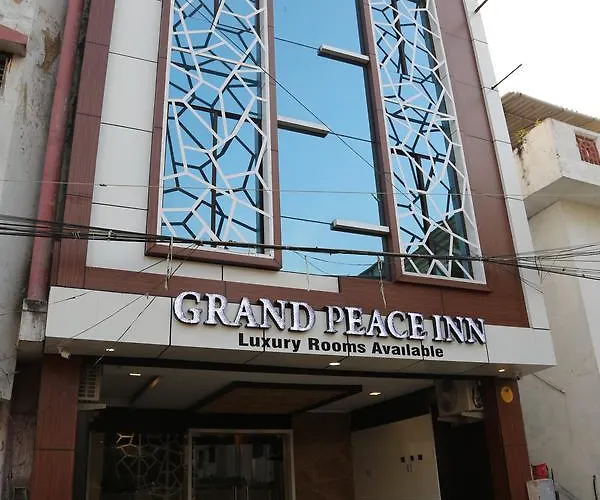 Grand Peace Inn