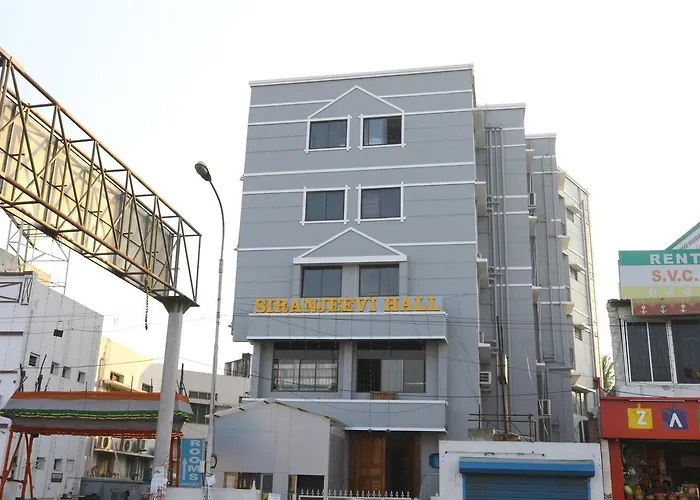 Oyo 11433 Kishore Inn