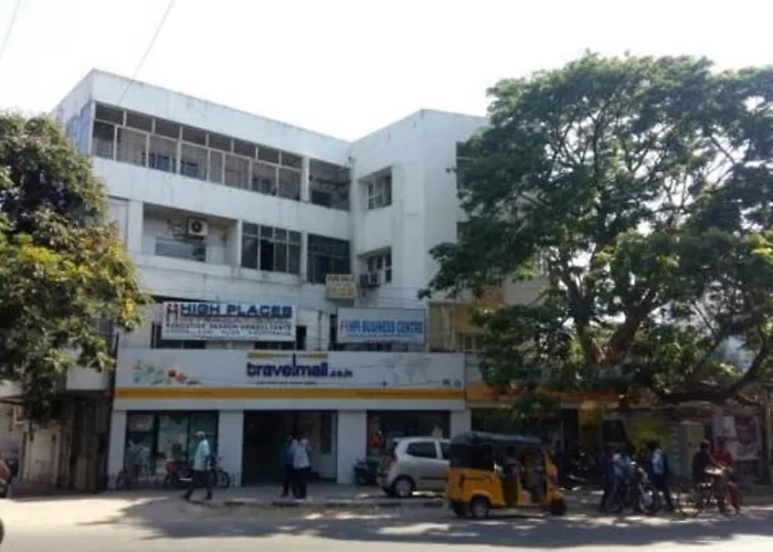 Sterling Homes Near Sankara Nethralaya & Apollo Hospitals Service Apartments With Kitchen