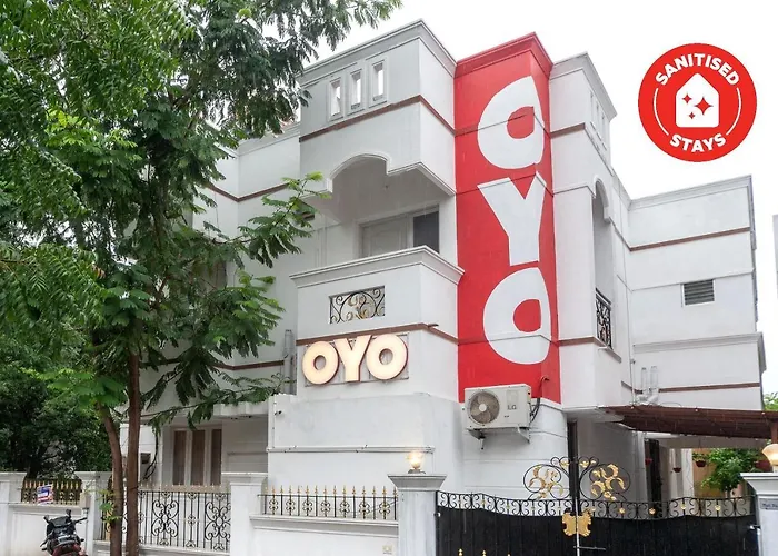 Oyo 18734 Vivin Park