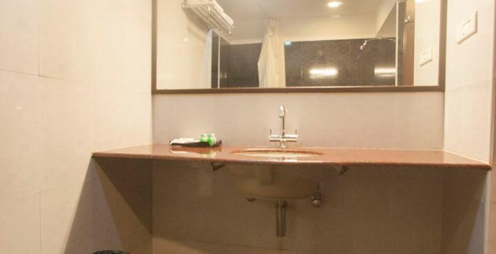 Shelter Hotel Chennai