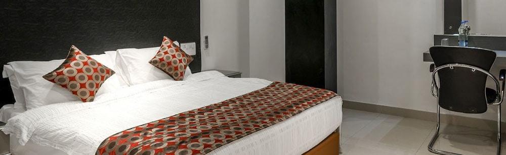 Hotel Saaral Residency Chennai