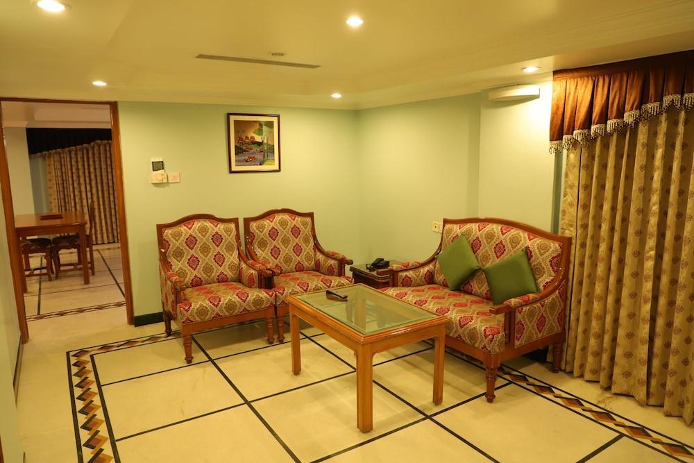 Vestin Park Hotel 3*