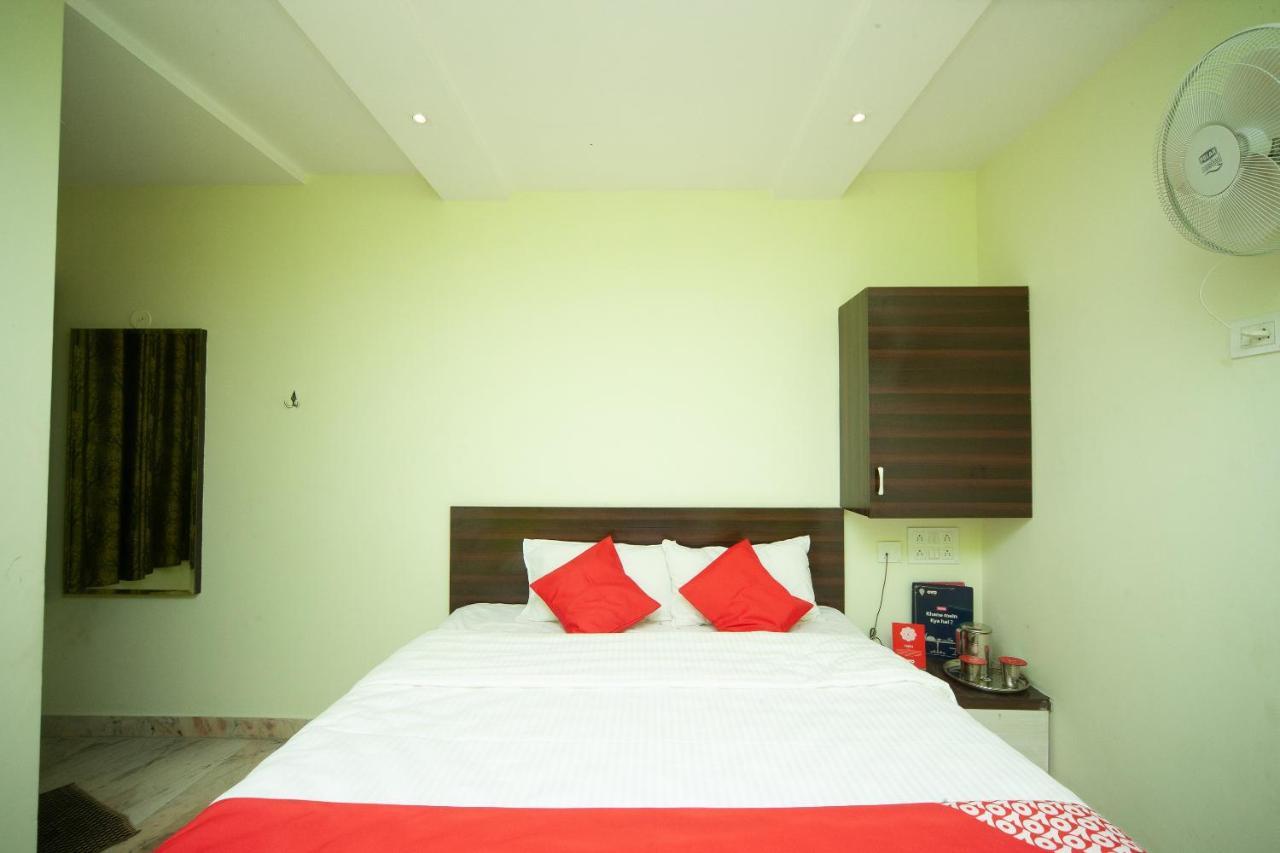 Oyo 27032 Sri Kumaran Residency