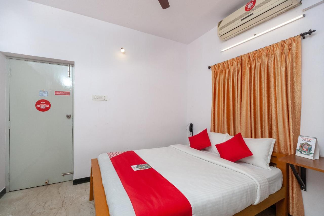 Oyo 18734 Vivin Park Hotel 3*