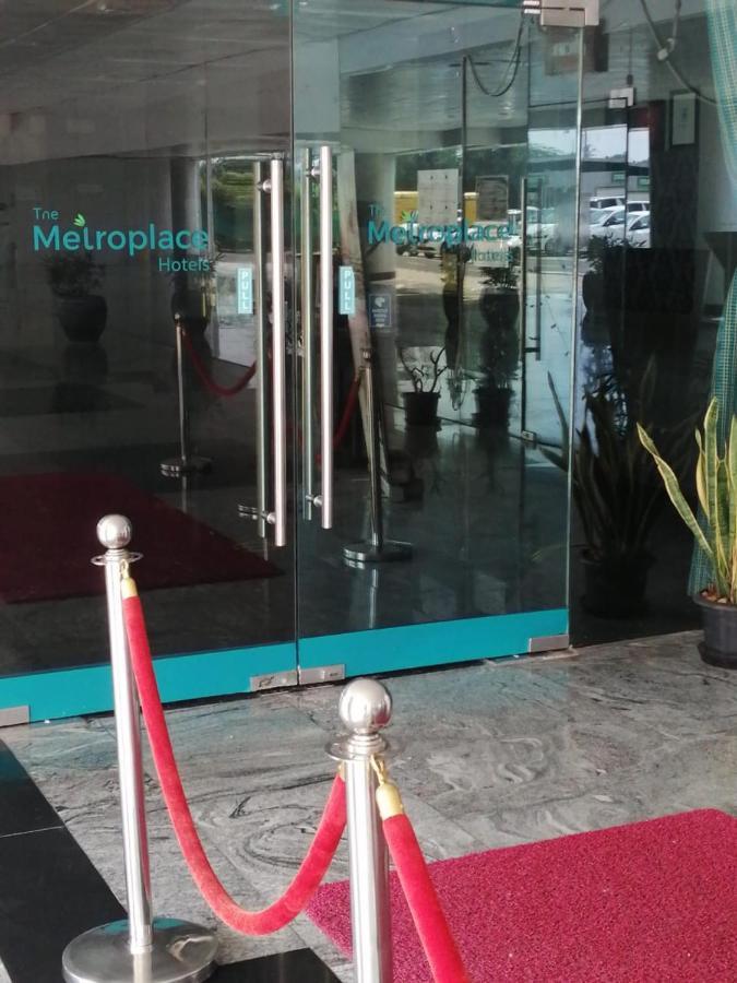 The Metroplace Inside Ascendas It Park Taramani Hotel 3*
