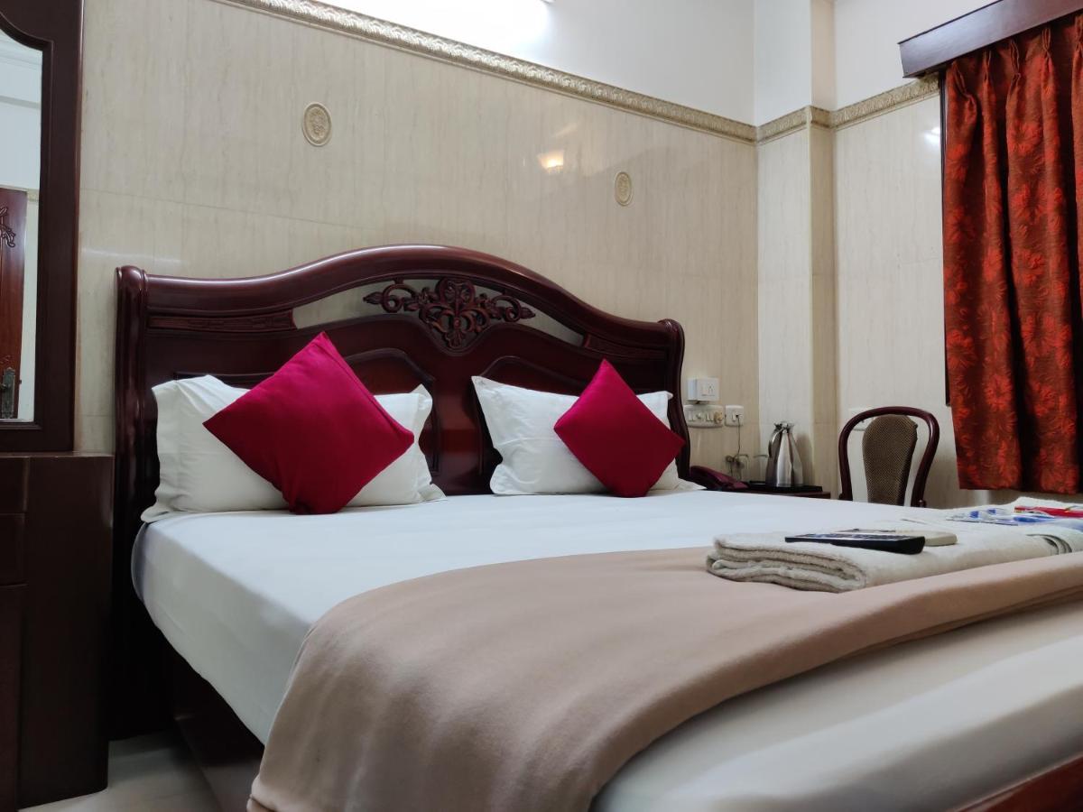 Hotel Grand View Residency 3*