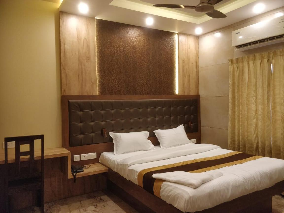 Hotel Icon Residency 3*