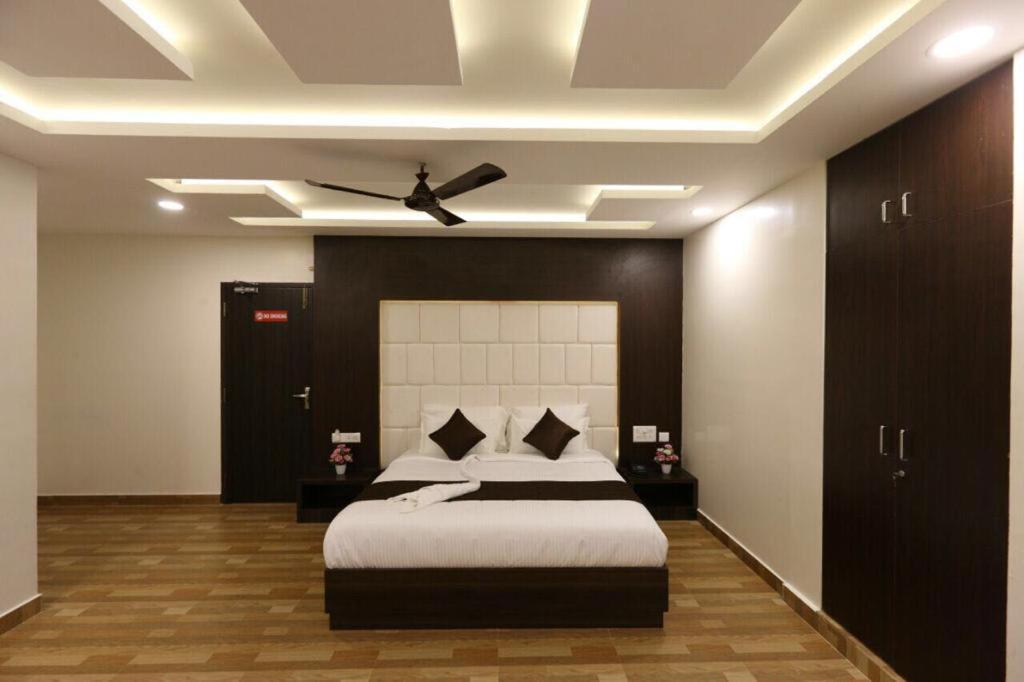 Hotel Rich Inn