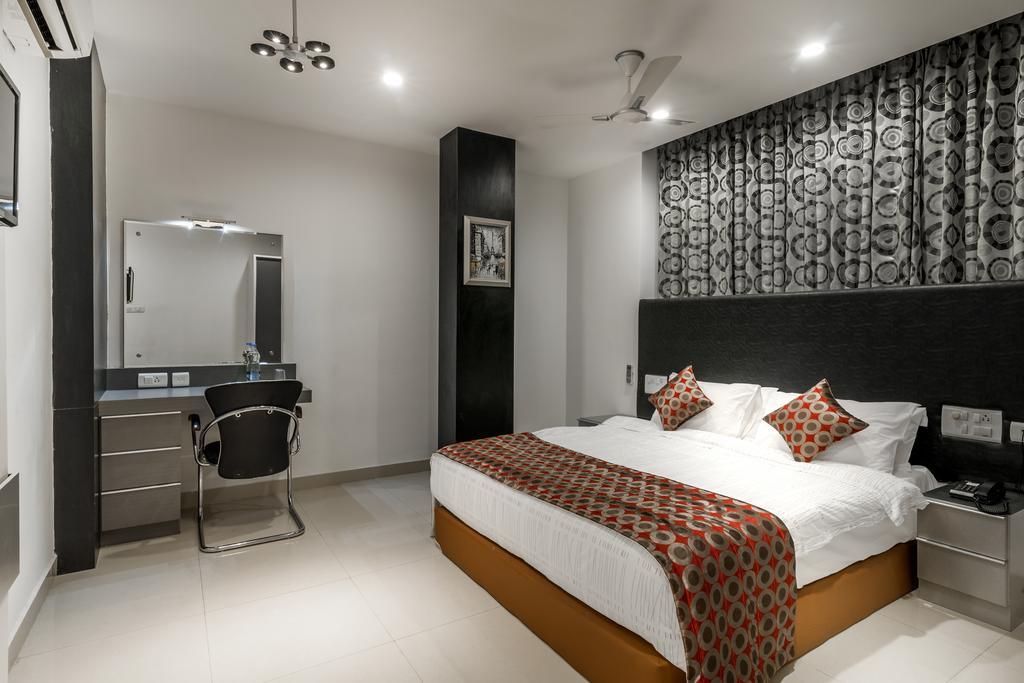 Saaral Residency Hotel Chennai