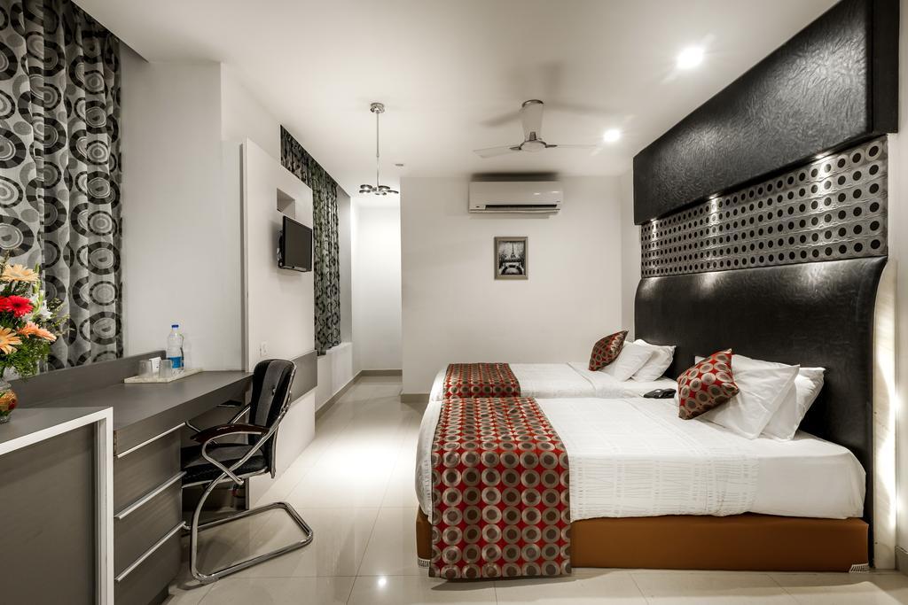 Saaral Residency Hotel