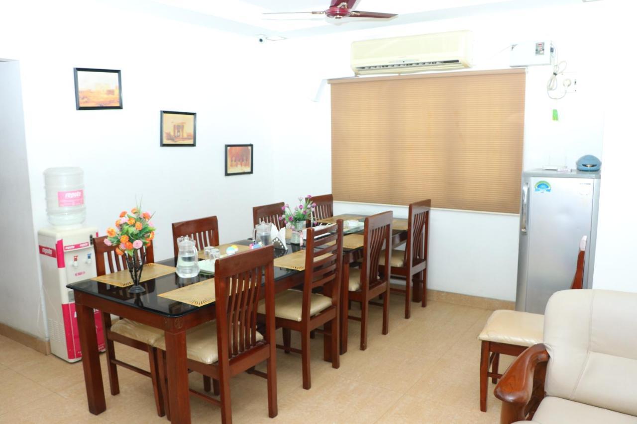 Bed & Breakfast Swarna Sudarshan Service @ Adyar
