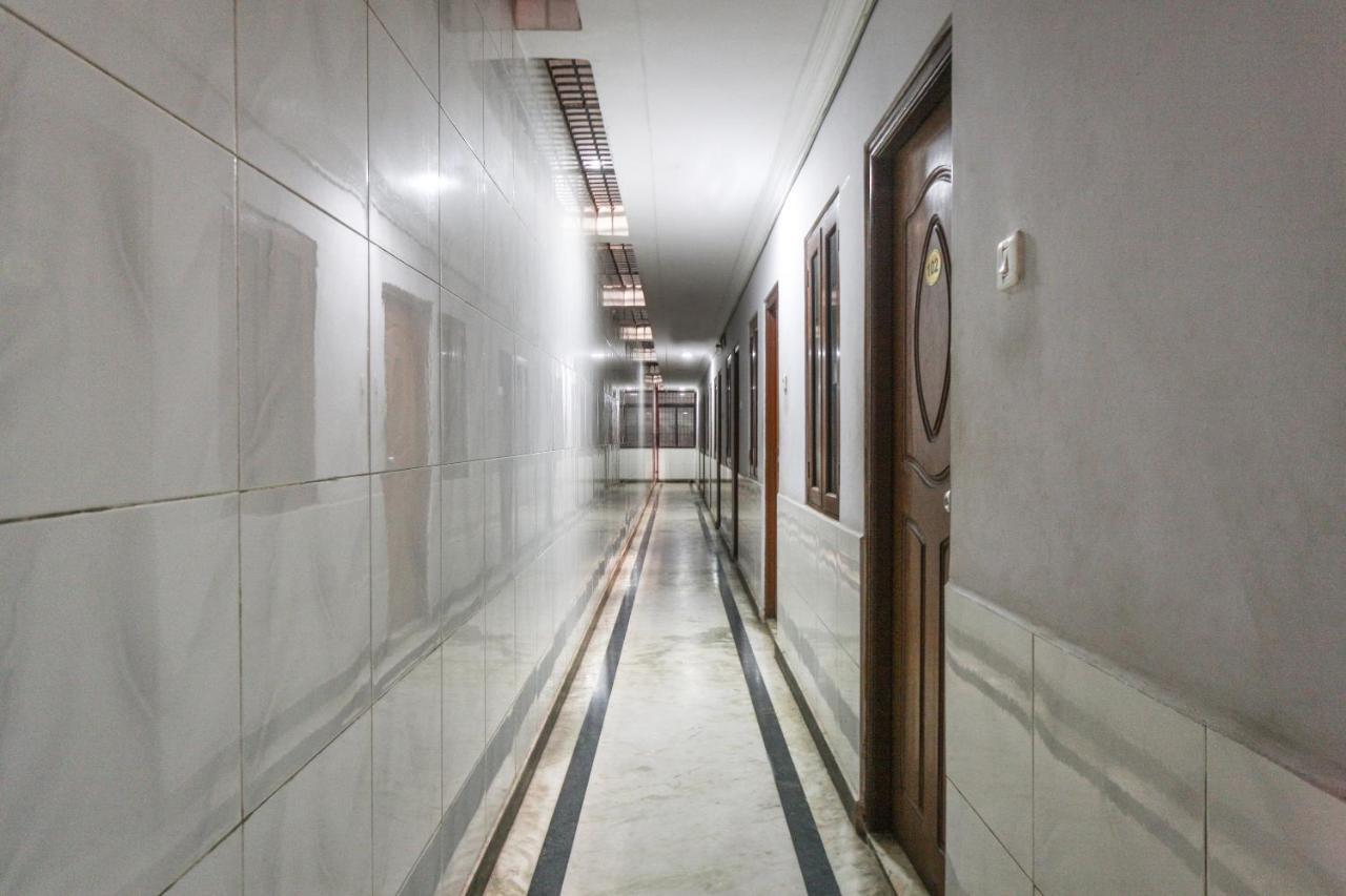 Hotel Oyo 48074 National Towers Residency