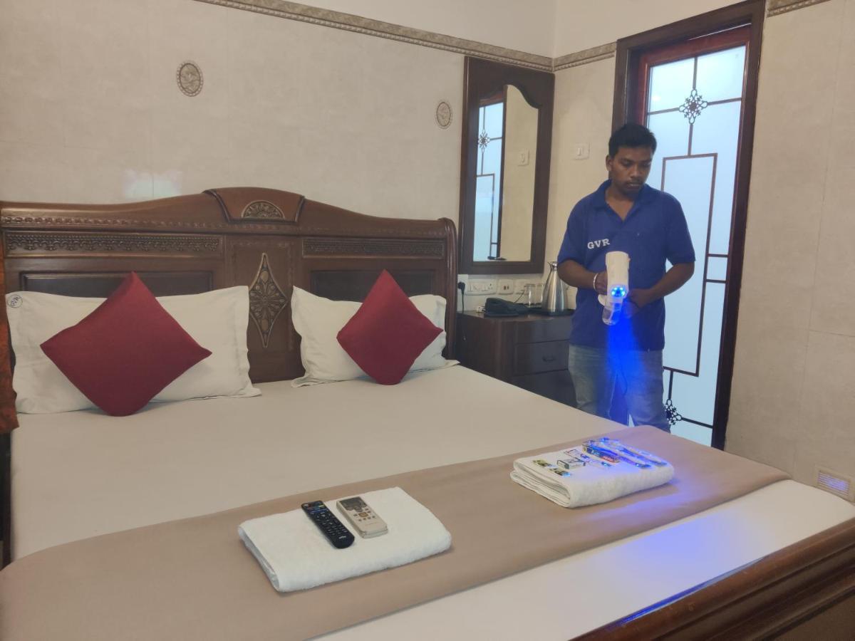 Hotel Grand View Residency 3*