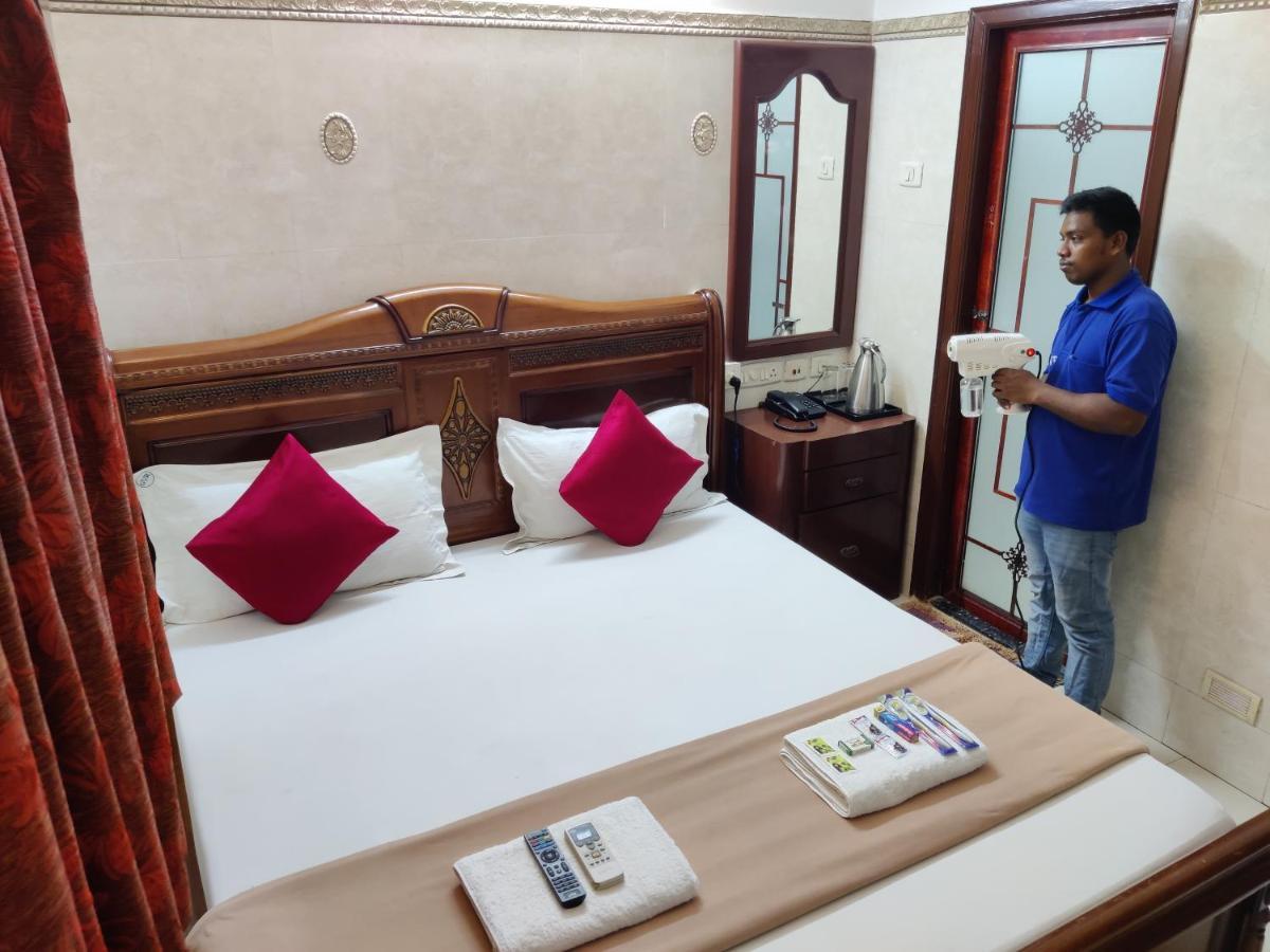 Hotel Grand View Residency