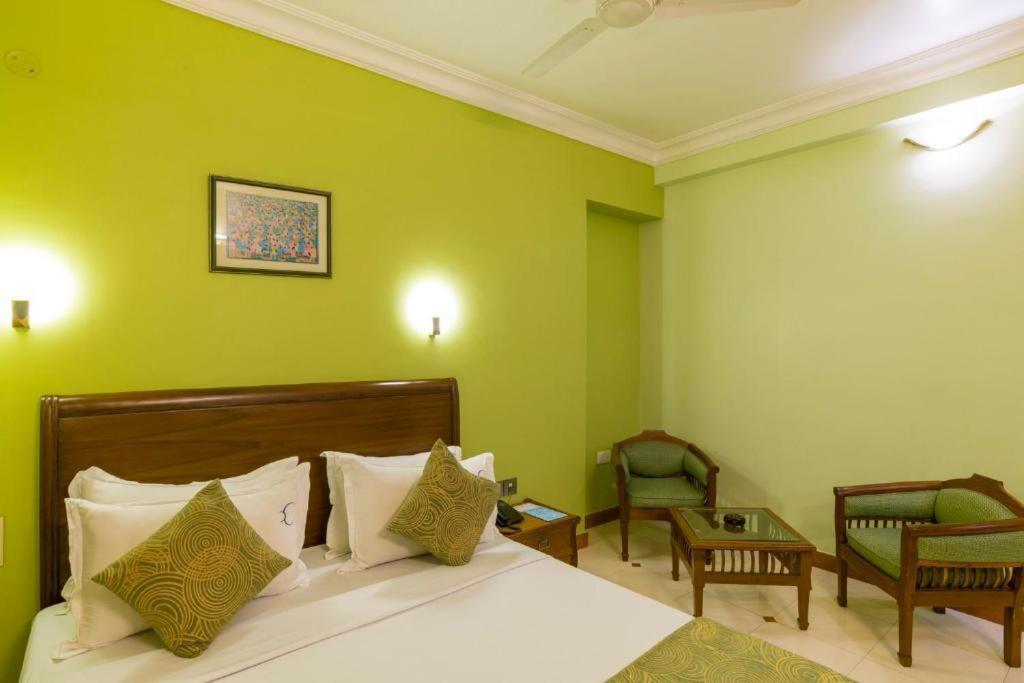 Hotel Crescent Park Chennai
