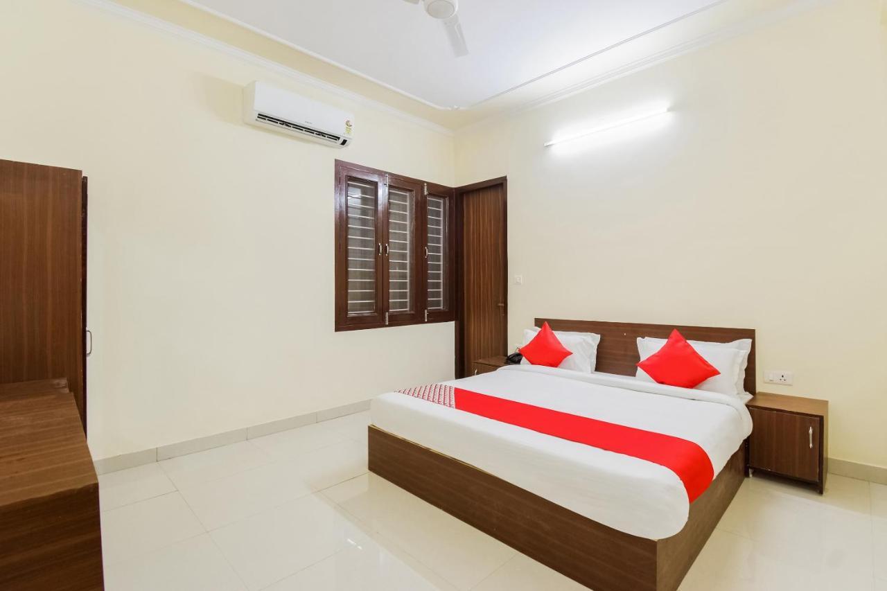 Oyo 26219 The Park Hotel Chennai