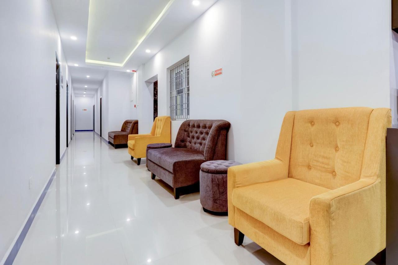 Super Oyo Silverkey Nanganallur Near International Airport