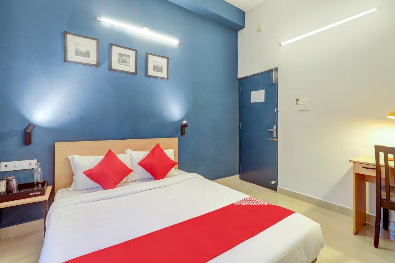 Super Oyo Silverkey Nanganallur Near International Airport