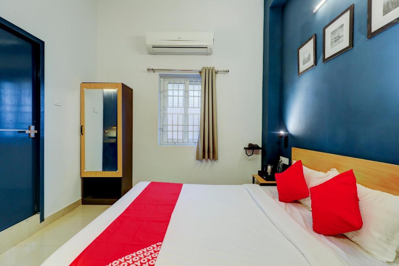 Super Oyo Silverkey Nanganallur Near International Airport 3*