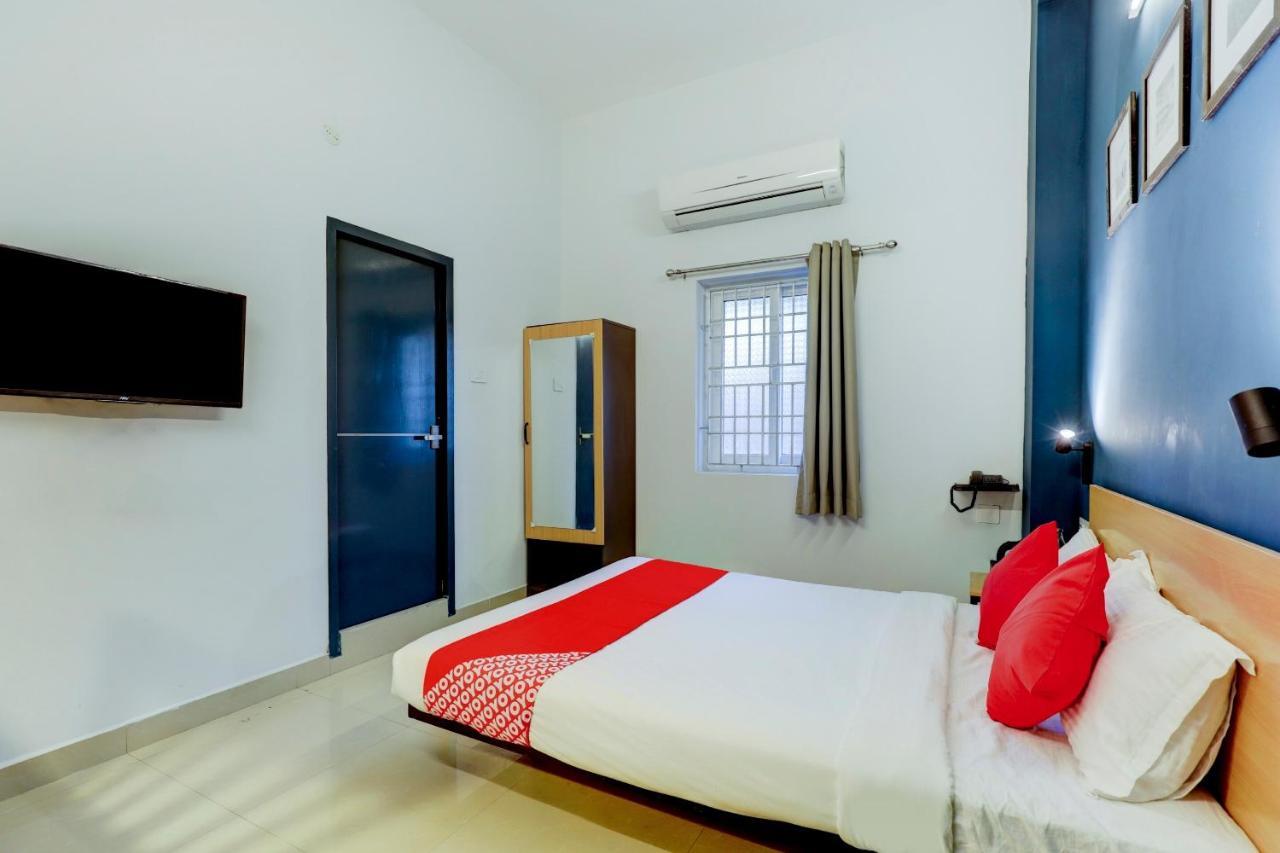 Super Oyo Silverkey Nanganallur Near International Airport 3*
