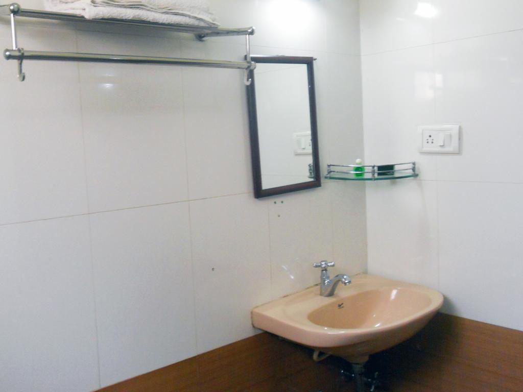 Gemini Residency 3*