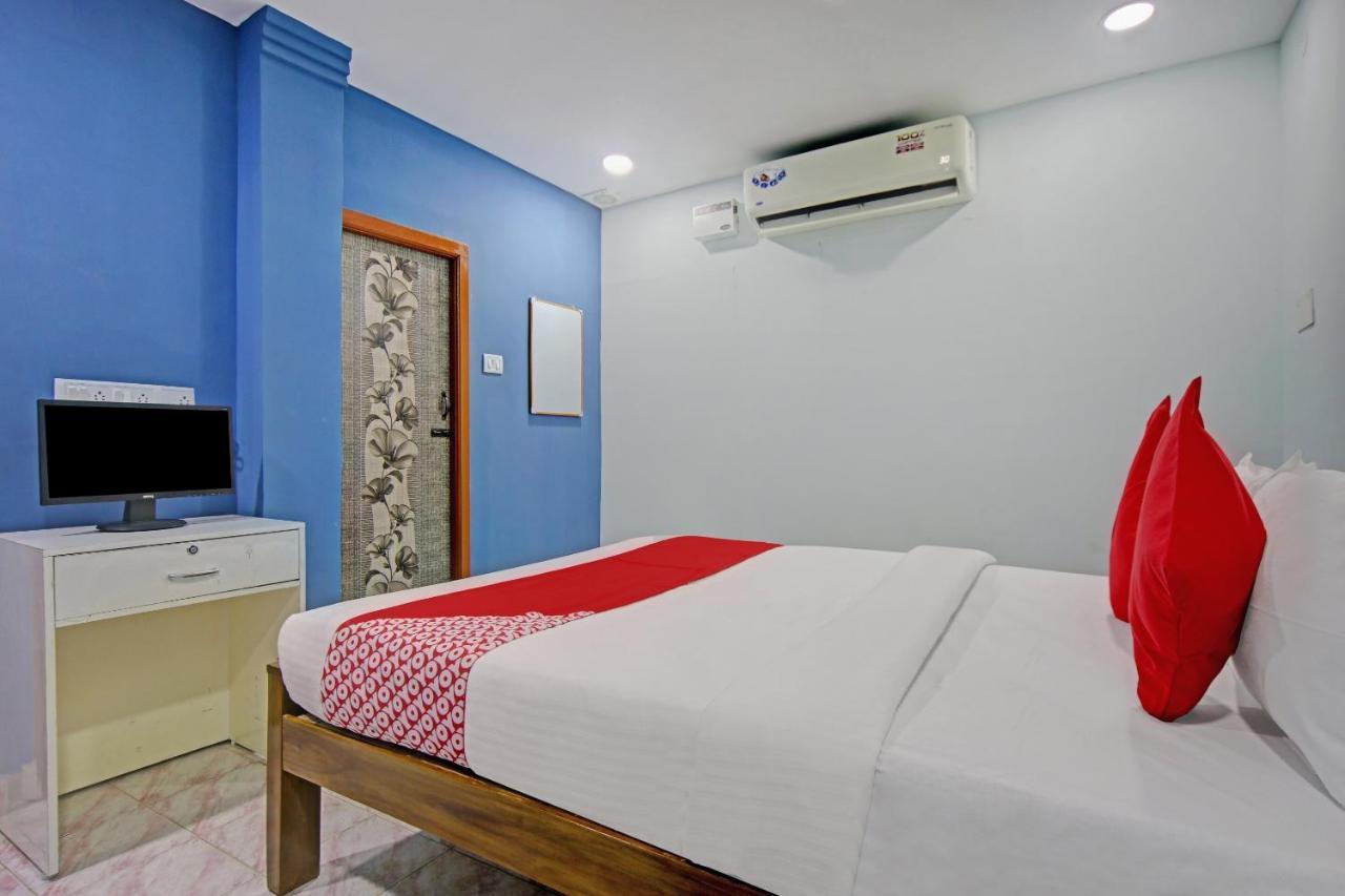 Oyo Flagship 80305 Sai Sakthi Residency 3*