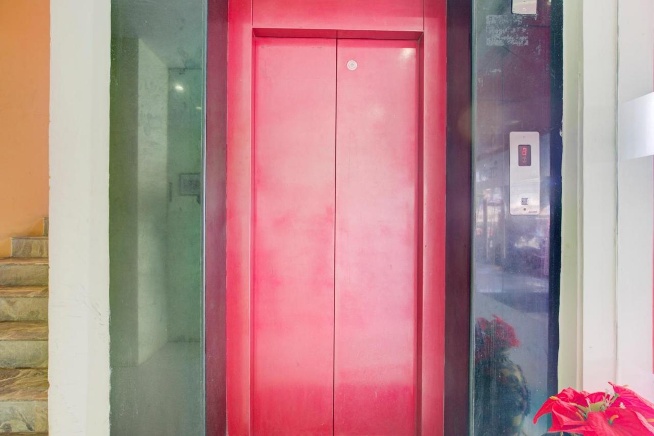 Hotel Oyo Flagship Amutha Residency 3*