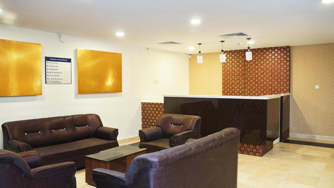 Malayalee Club Hotel