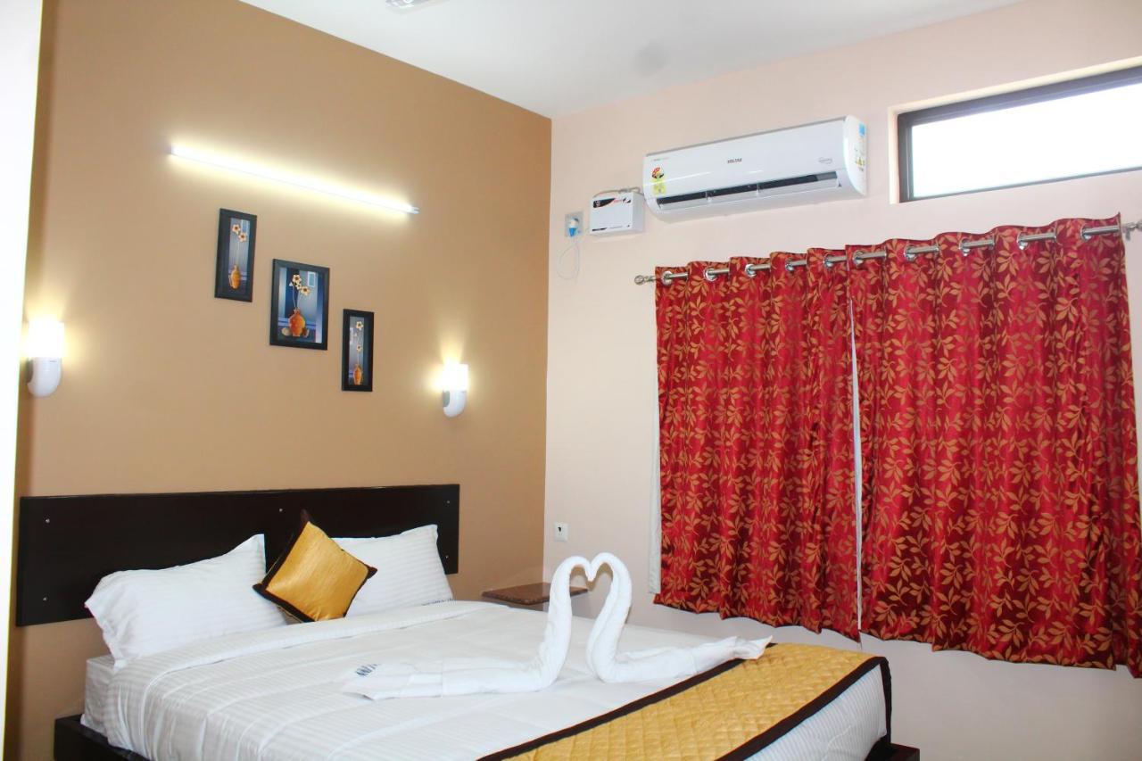 Hotel The 2*
