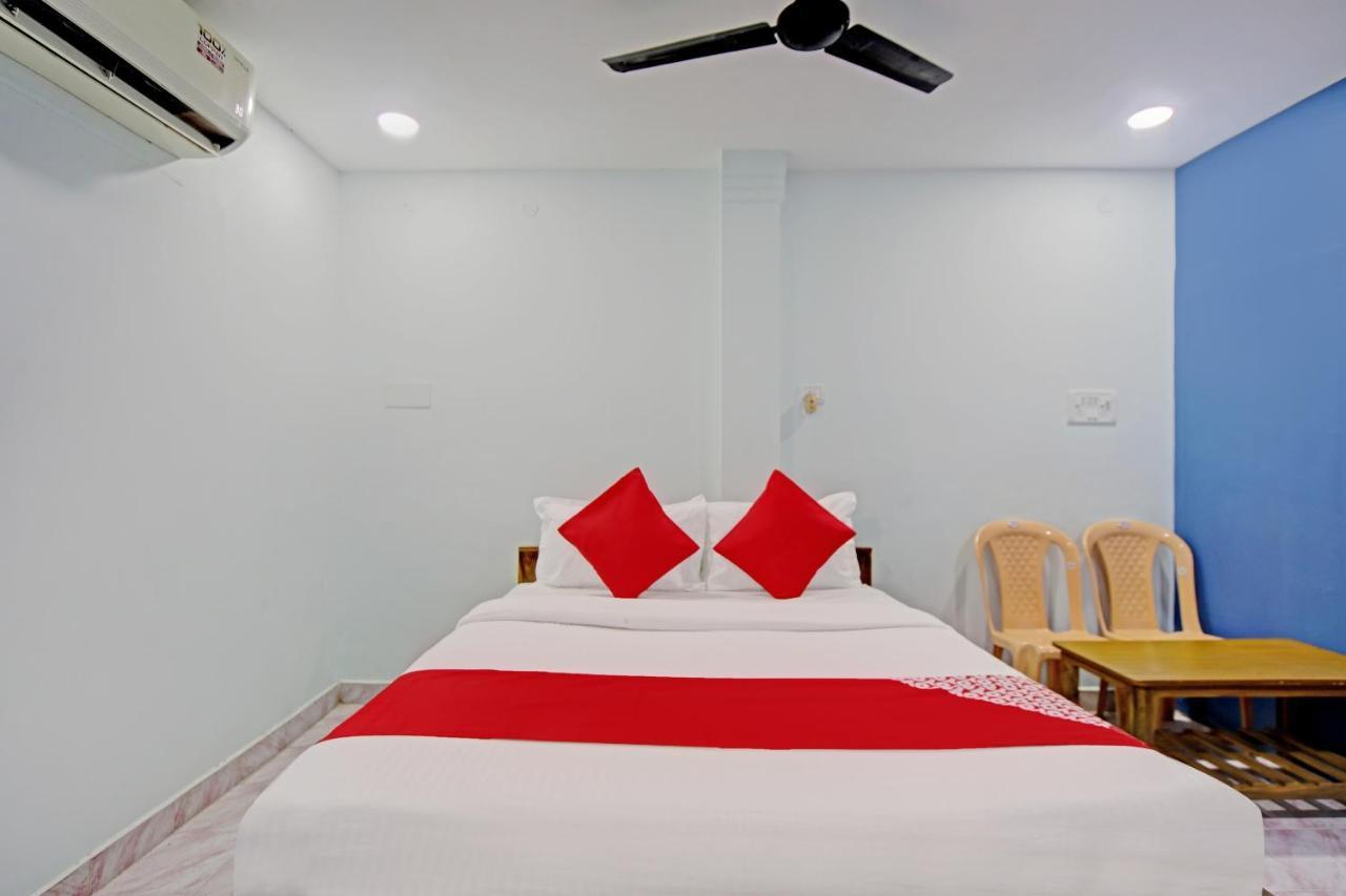 Oyo Flagship 80305 Sai Sakthi Residency Hotel