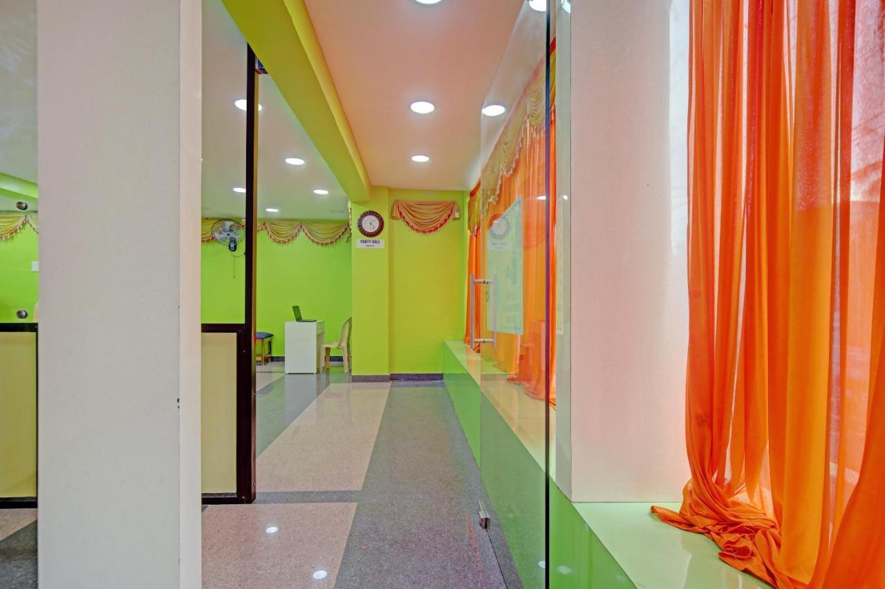 Oyo Flagship 80305 Sai Sakthi Residency Hotel