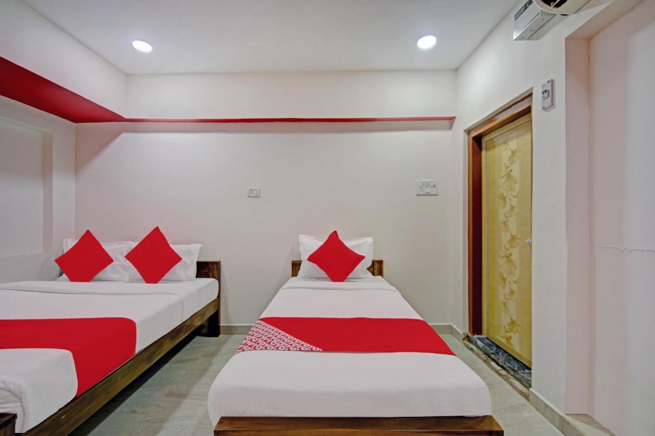 Oyo Flagship 80305 Sai Sakthi Residency Chennai