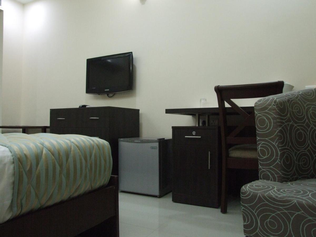 Hotel Siesta Town Hall *