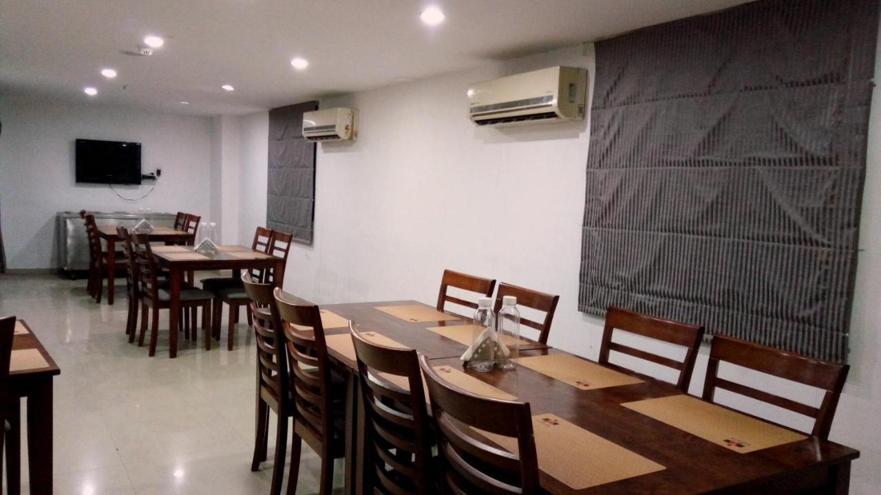 Hotel Siesta Town Hall
