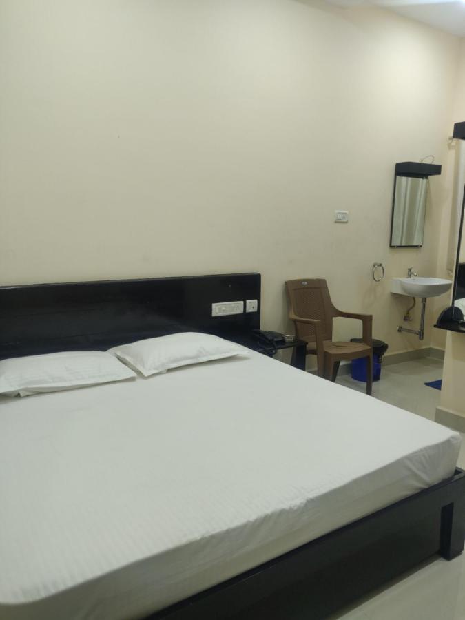 Hotel Sri Vignesh Residency 2*