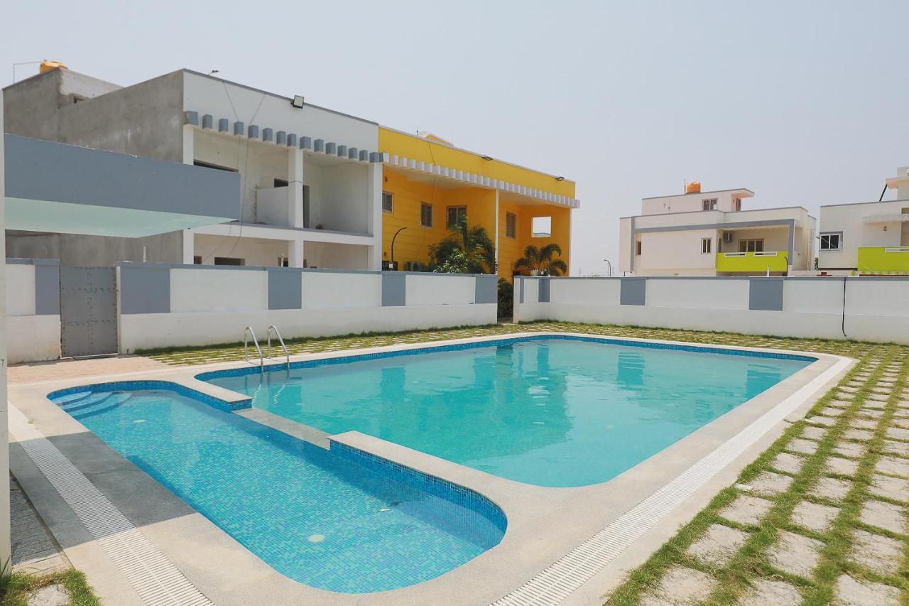 Oyo 38695 Peninsula Holiday Resorts Hotel Chennai