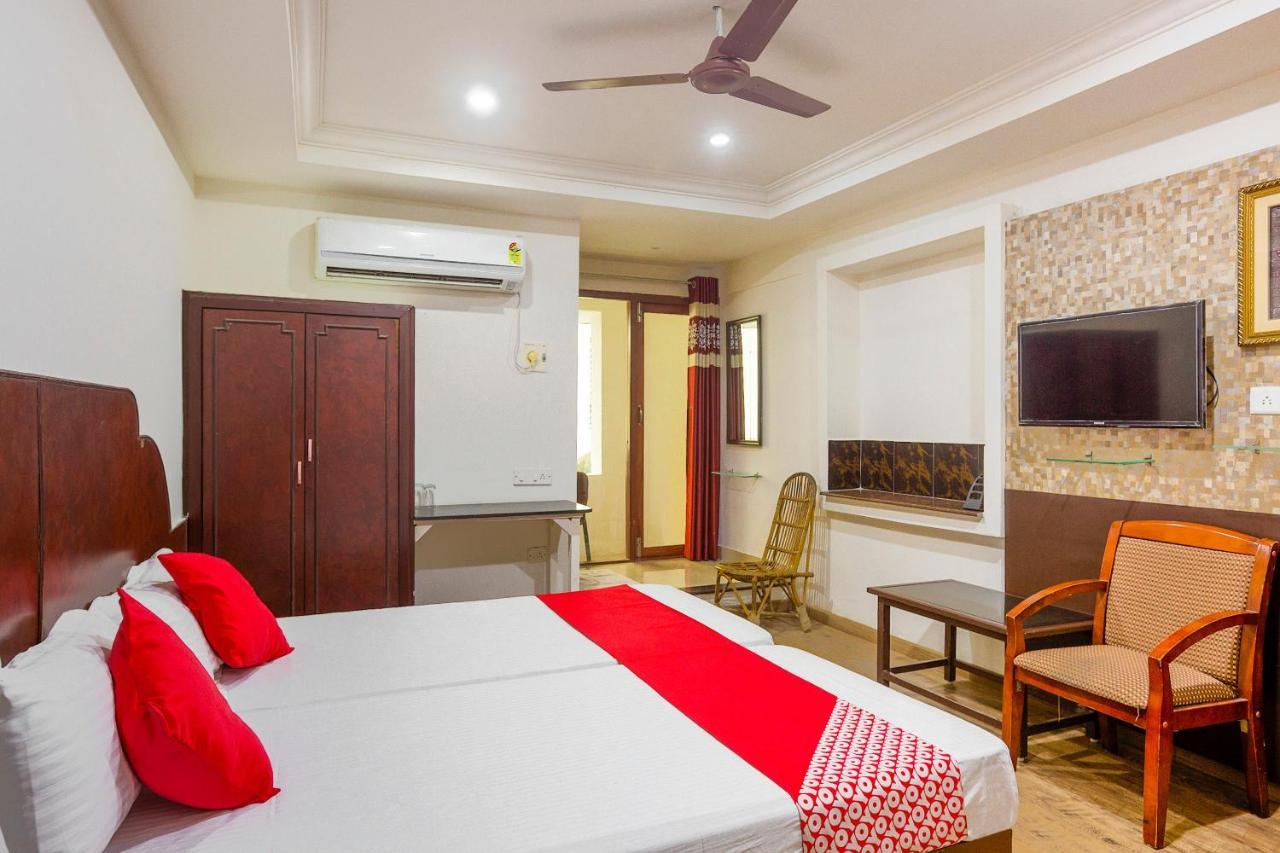 Oyo 44071 N Tour Hotel Chennai