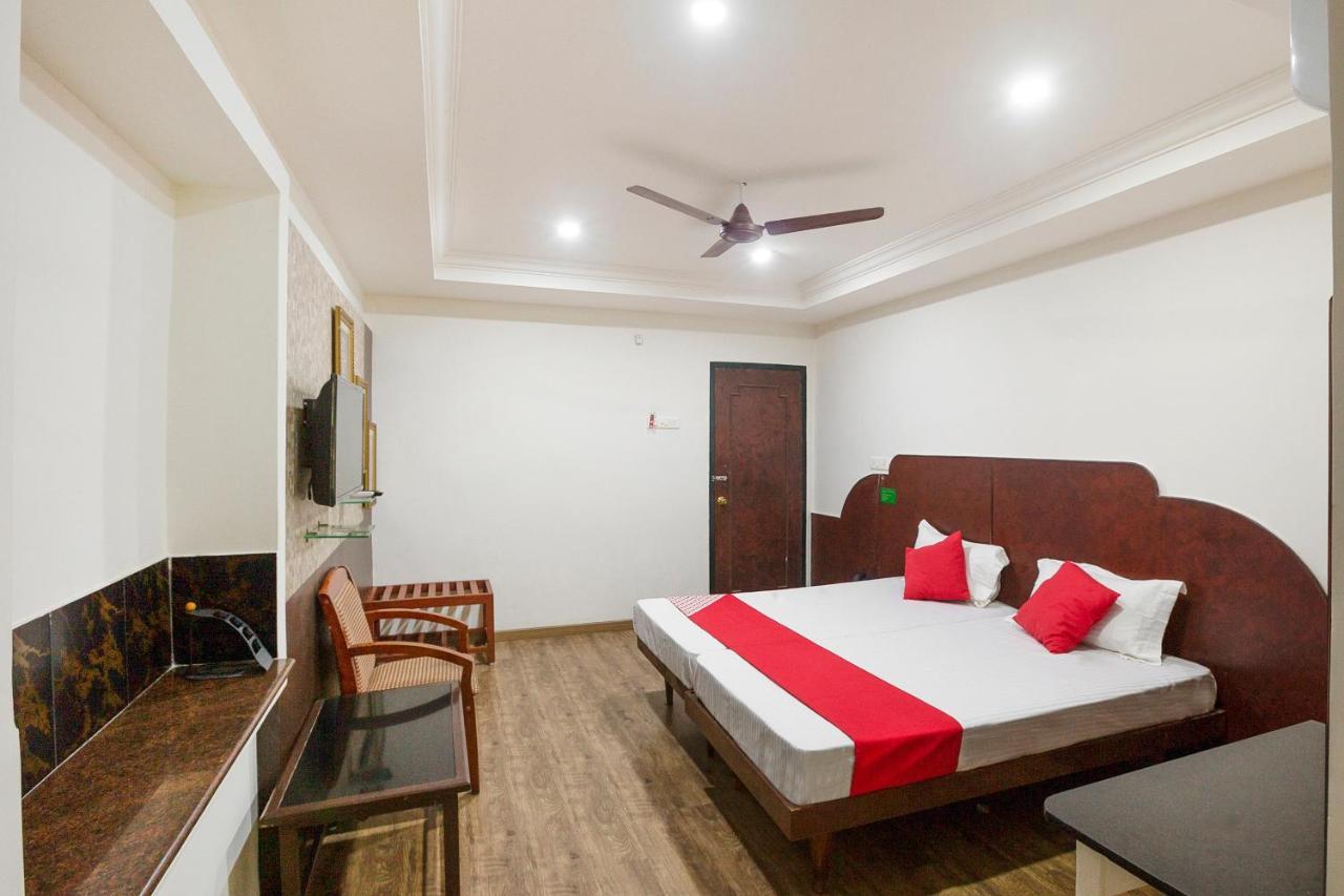 Oyo 44071 N Tour 3* Chennai