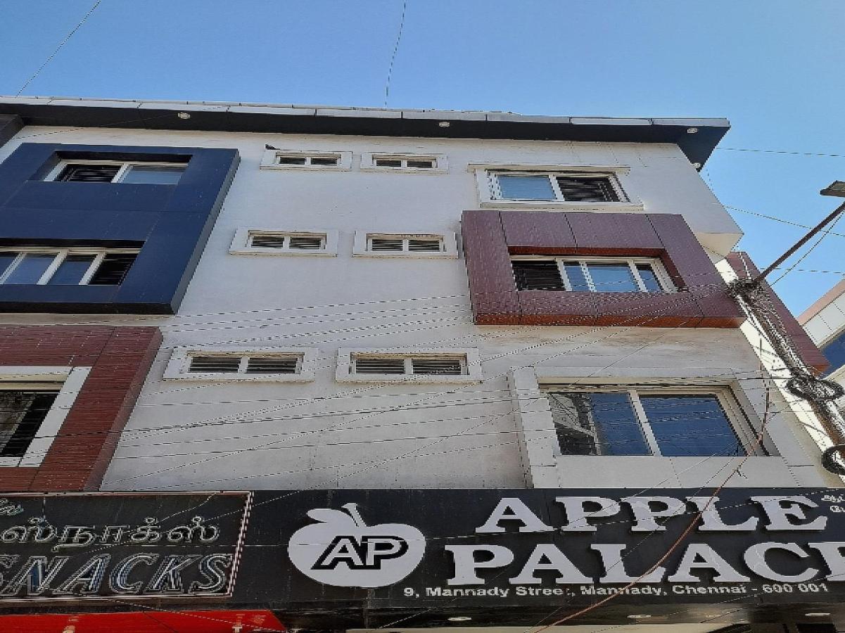 Hotel Capital O 80649 Apple Palace 3*