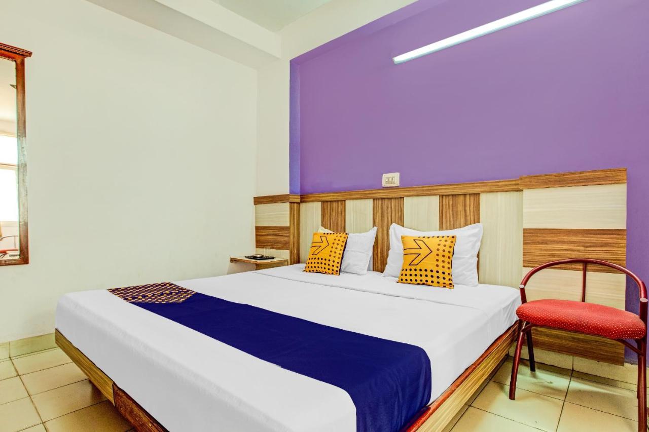 Spot On 78792 Moore Residency Chennai
