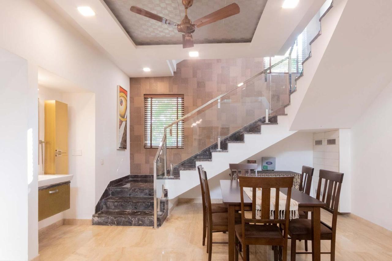 Stayvista At Starry Deck Ecr - 3bhk With Shared Pool *