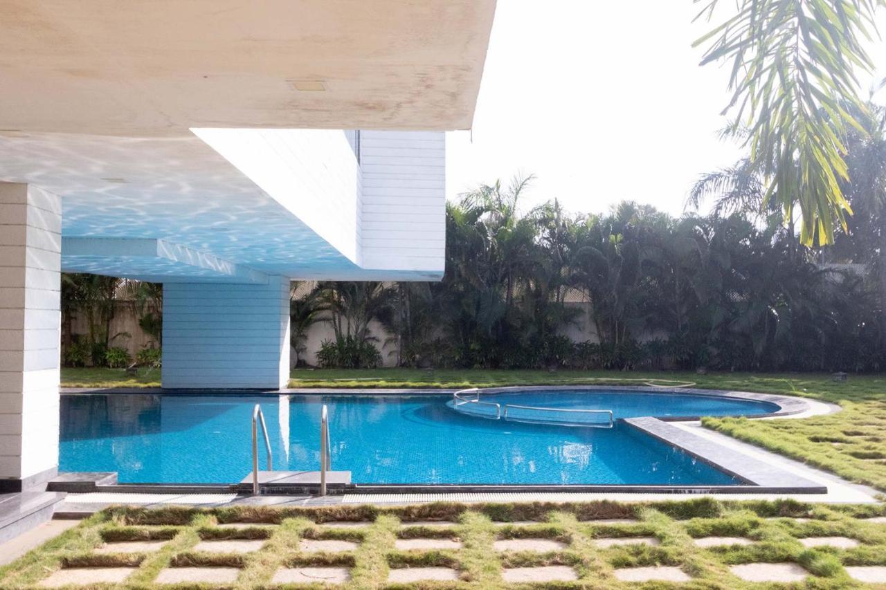 Stayvista At Starry Deck Ecr - 3bhk With Shared Pool