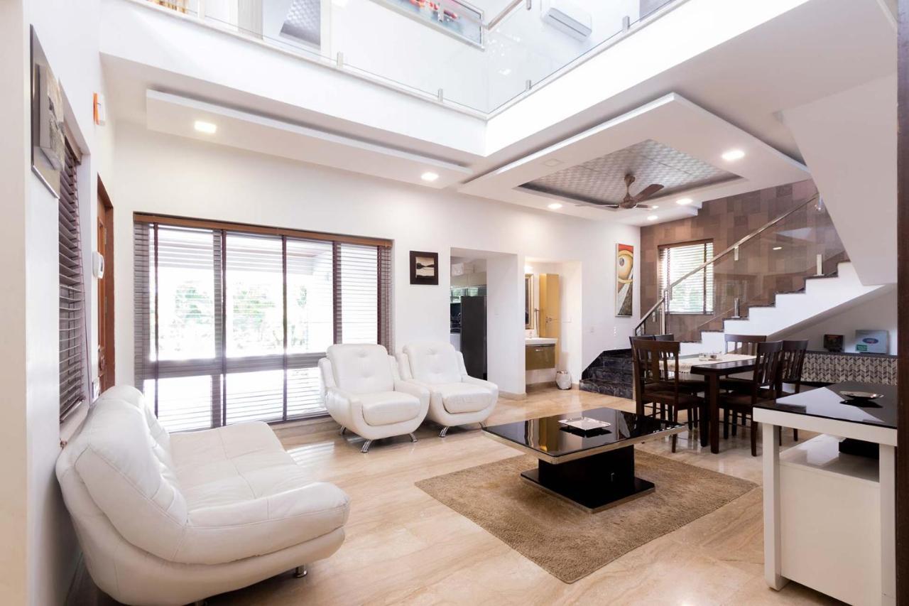 Stayvista At Starry Deck Ecr - 3bhk With Shared Pool