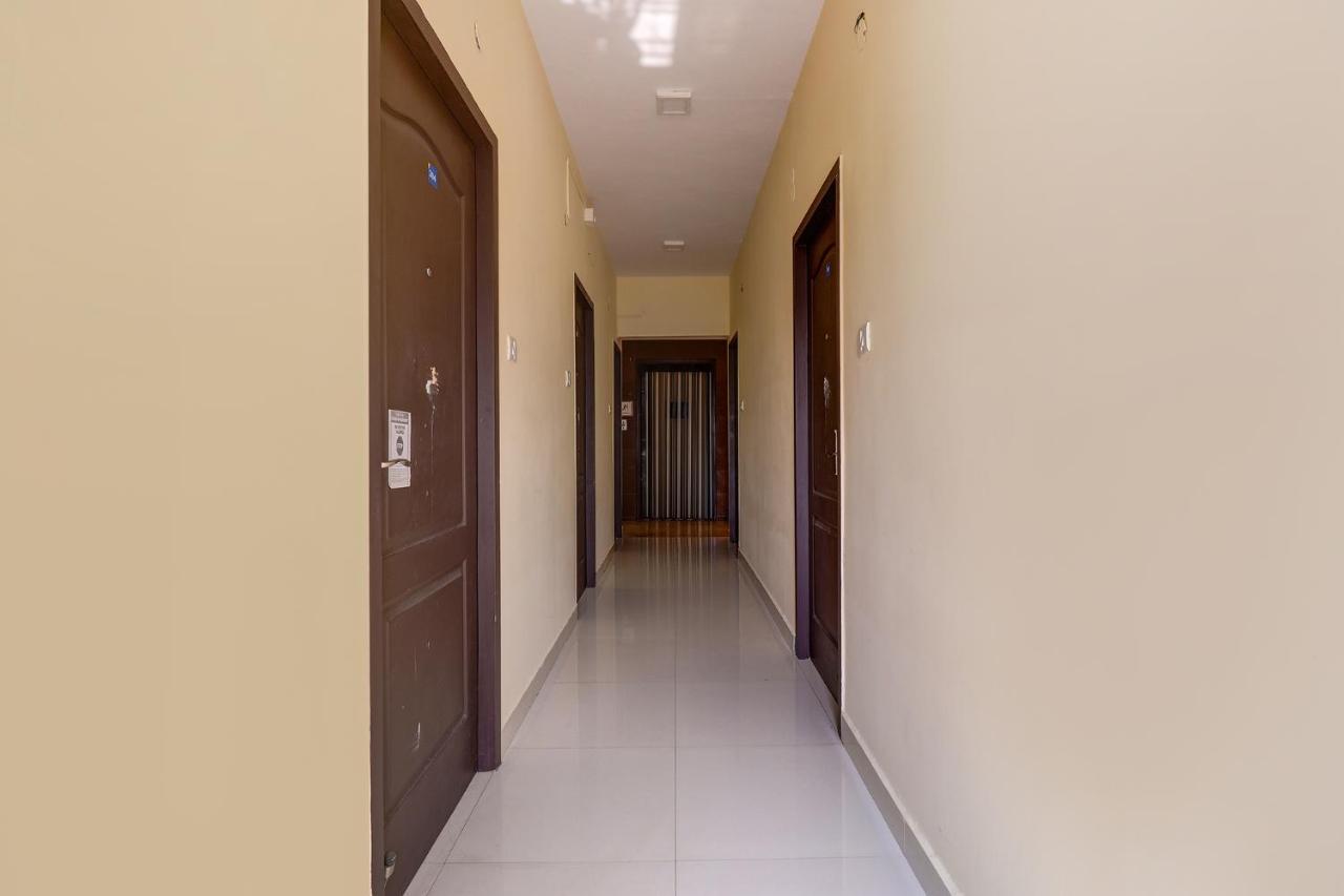 Hotel Fabhotel Green Tree 3*