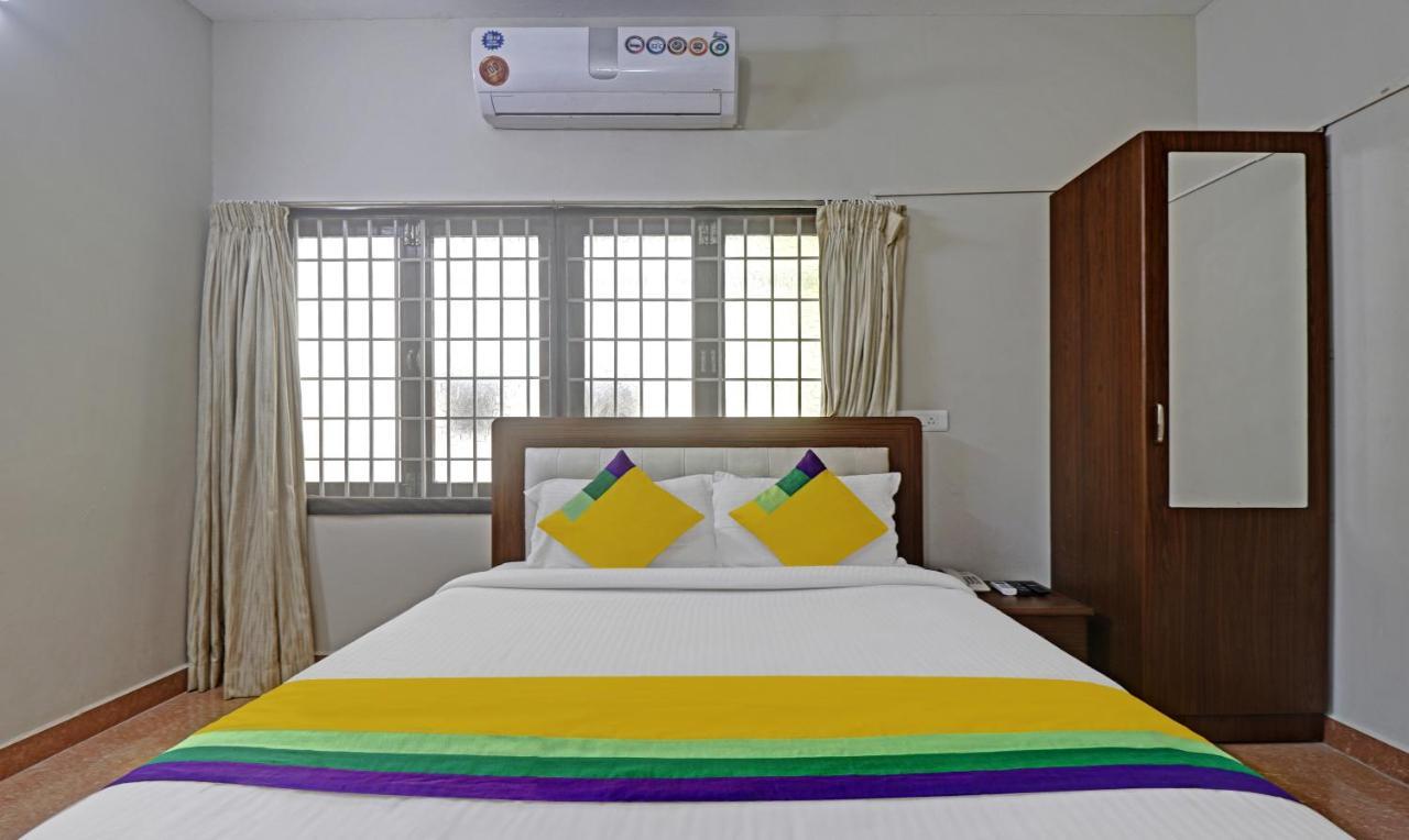Hotel Itsy Rithika Blossoms