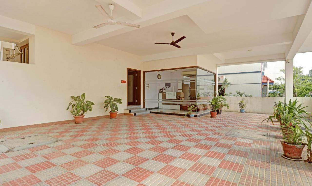 Itsy Rithika Blossoms Hotel