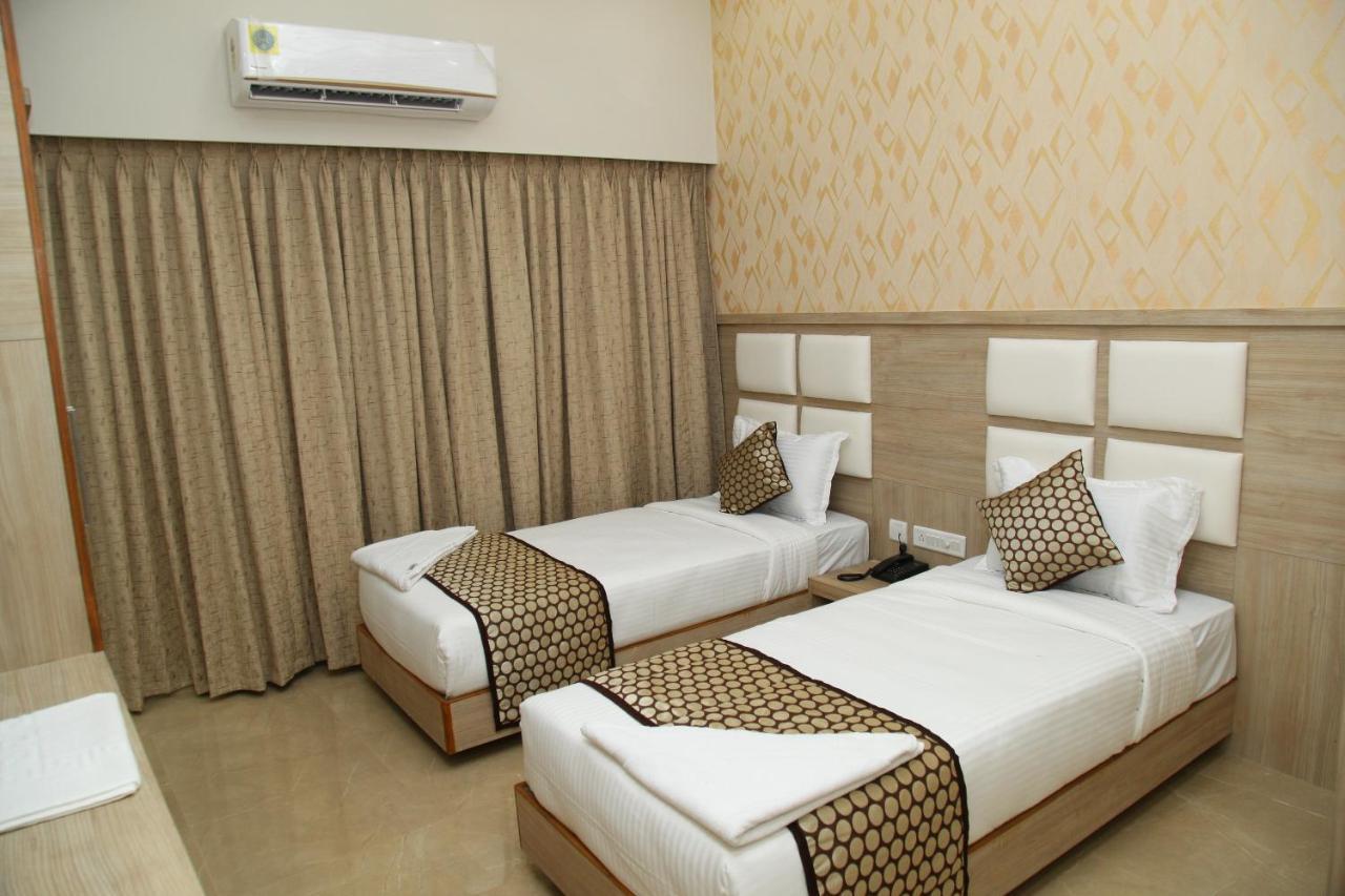 Century Courtyard 2*