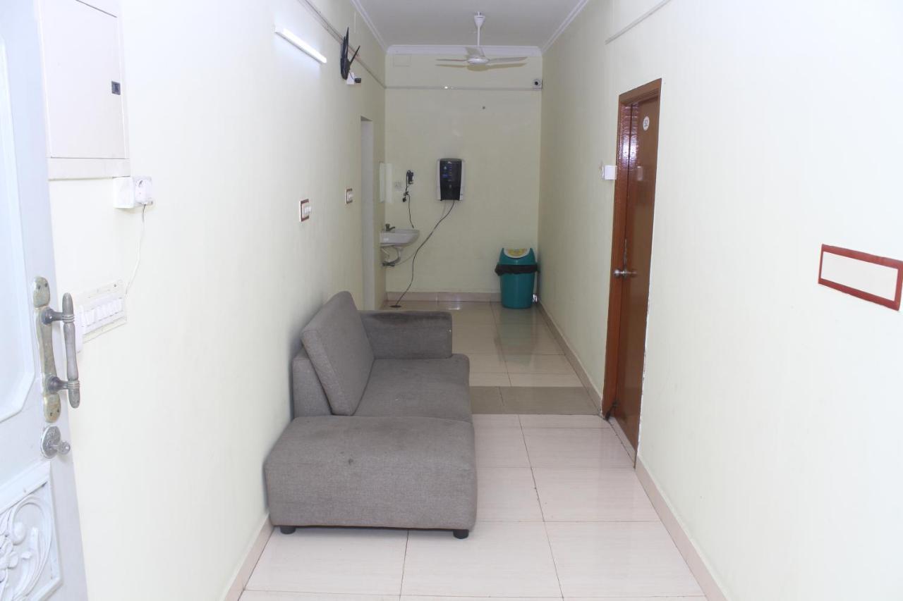 Skyry T Nagar Hotel