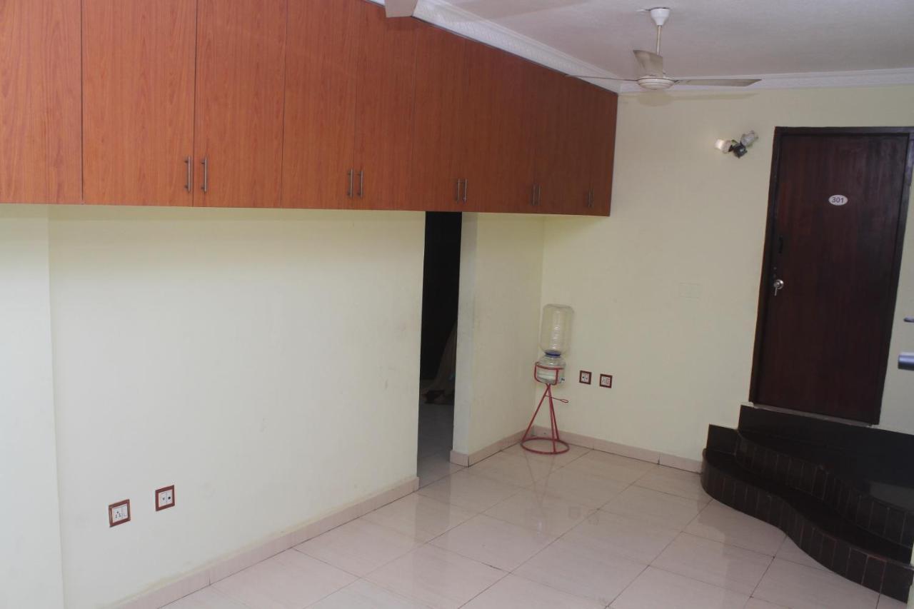 Skyry T Nagar Hotel 2*
